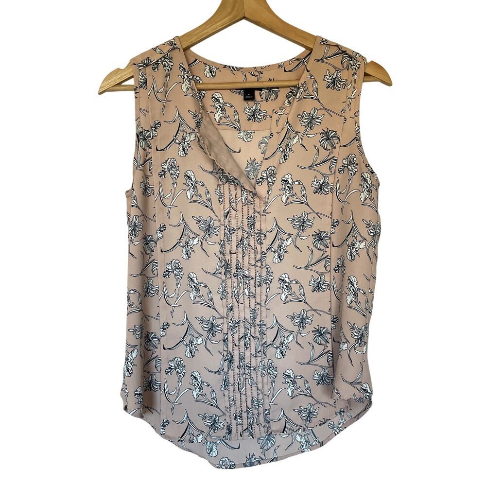 Ann Taylor champagne pink sleeveless v-neck blouse women's size XS floral design